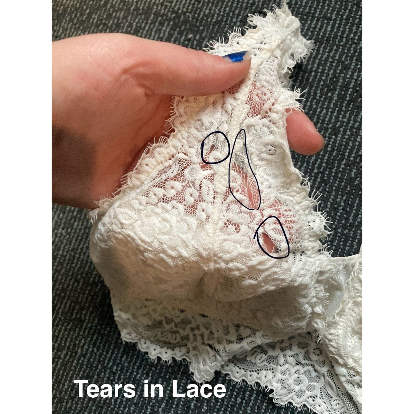 Aerie Eyelash Lace Padded Plunge Bralette Size M/M White