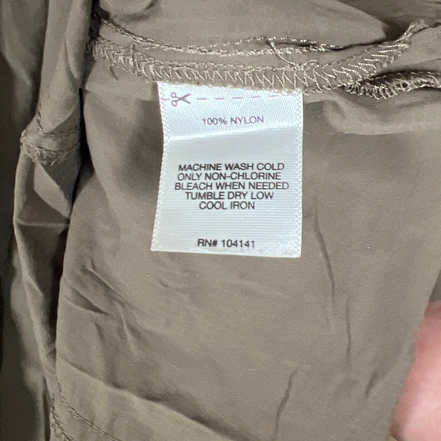 Koppen Size Large Button Down 100% Nylon Men's