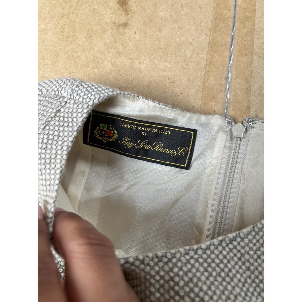 Brooks Brothers Dress Womens 4 Beige Sheath Knee Length Wool Cashmere Tailored
