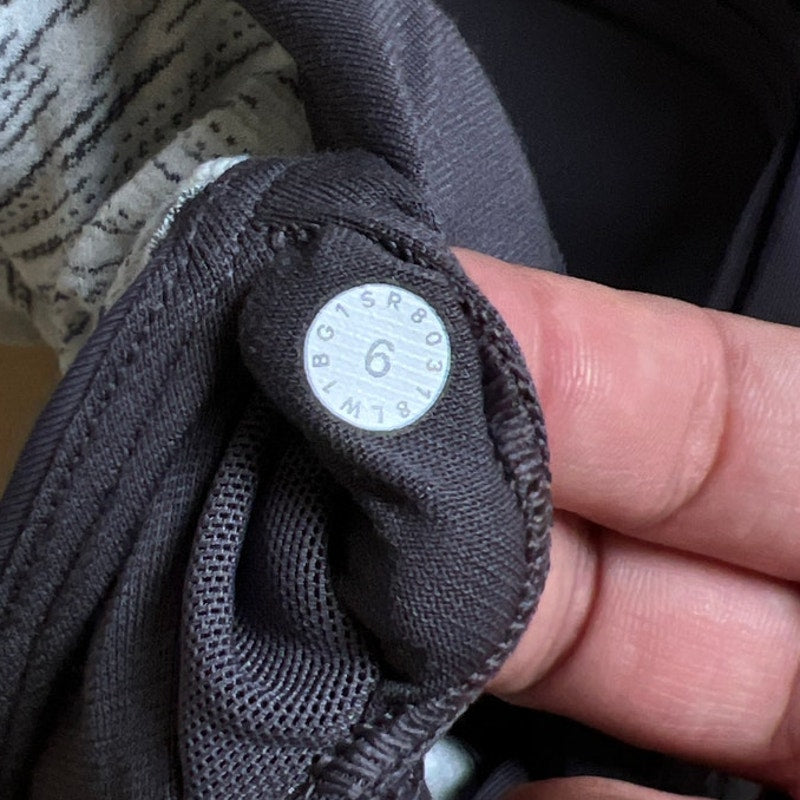 Lululemon Moment To Movement 2 In 1 Tank Heather Gray Size 6