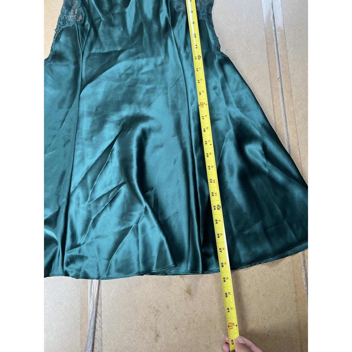 Victoria's Secret Chemise Womens M Green Satin Lace Trim Nightgown Lingerie