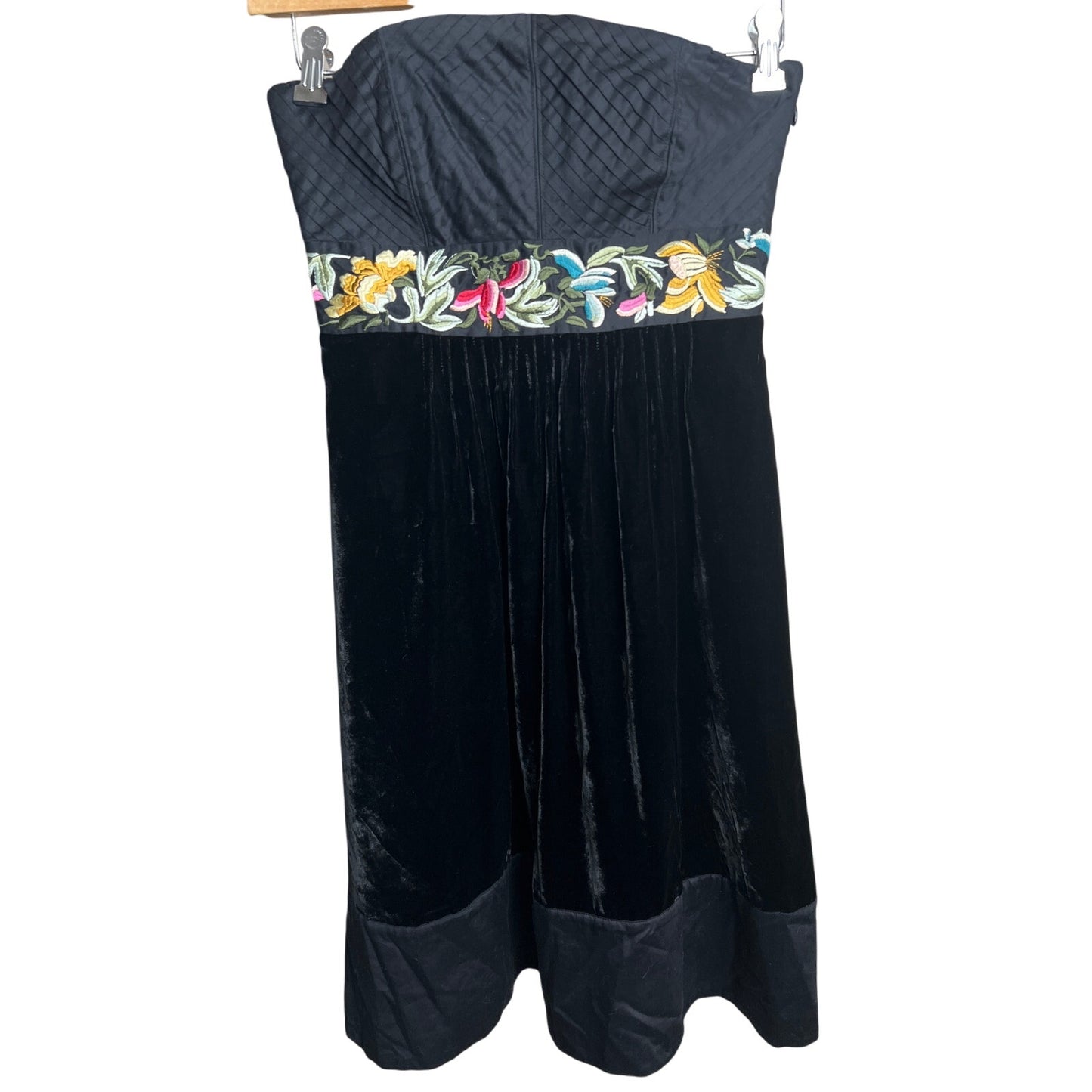 Anthropologie Floreat Size 2 Black Dress Floral Velvet Embroidered