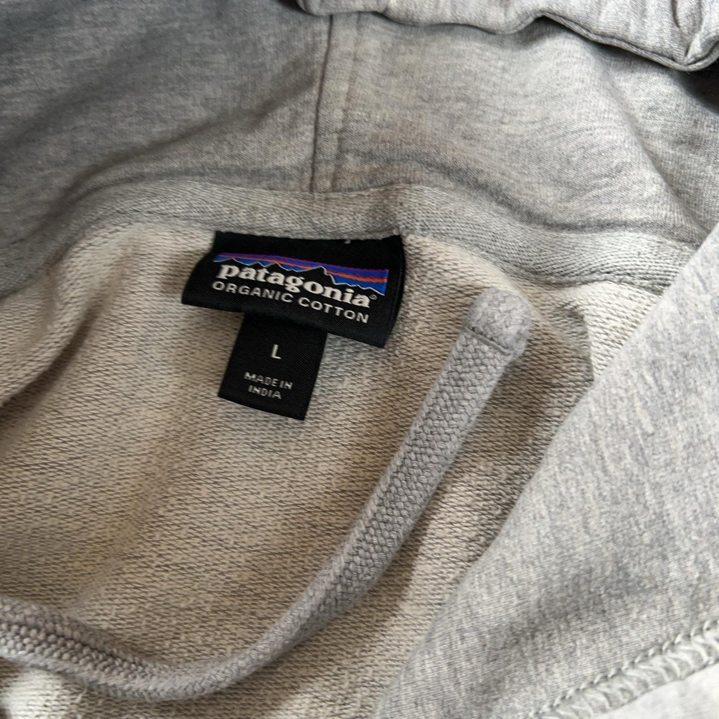 Patagonia Sweater Mens L Gray Pullover Hooded Pockets Graphic Organic Cotton