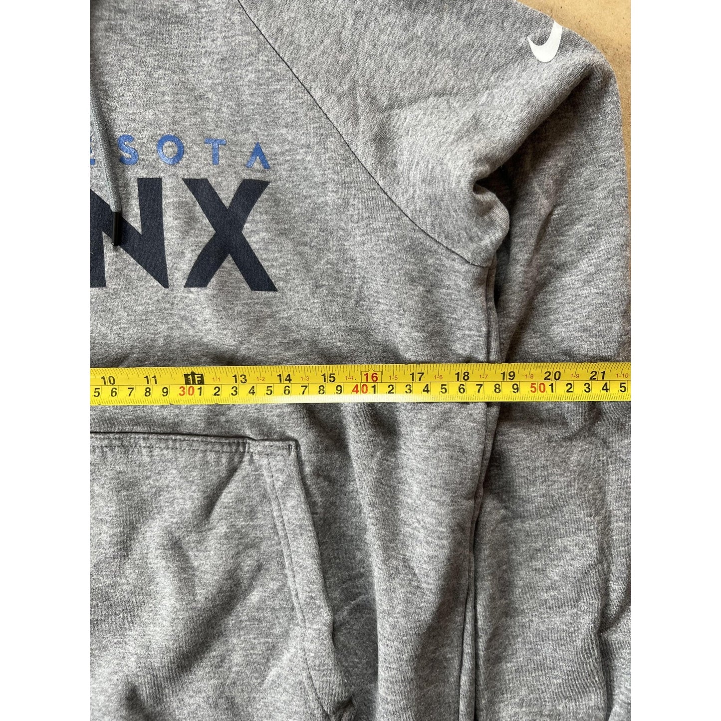 Nike Hoodie Womens S Gray Pullover Hooded Pockets Minnesota Lynx Logo Graphic