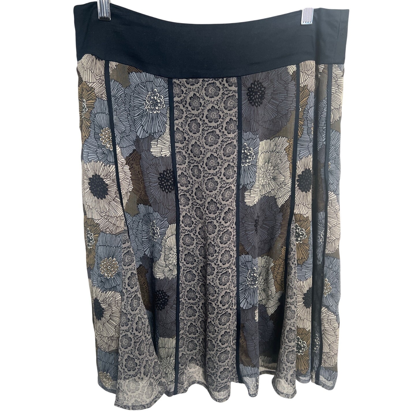 Tribal Women’s Knee Length Flare Skirt Dark Floral Size 8