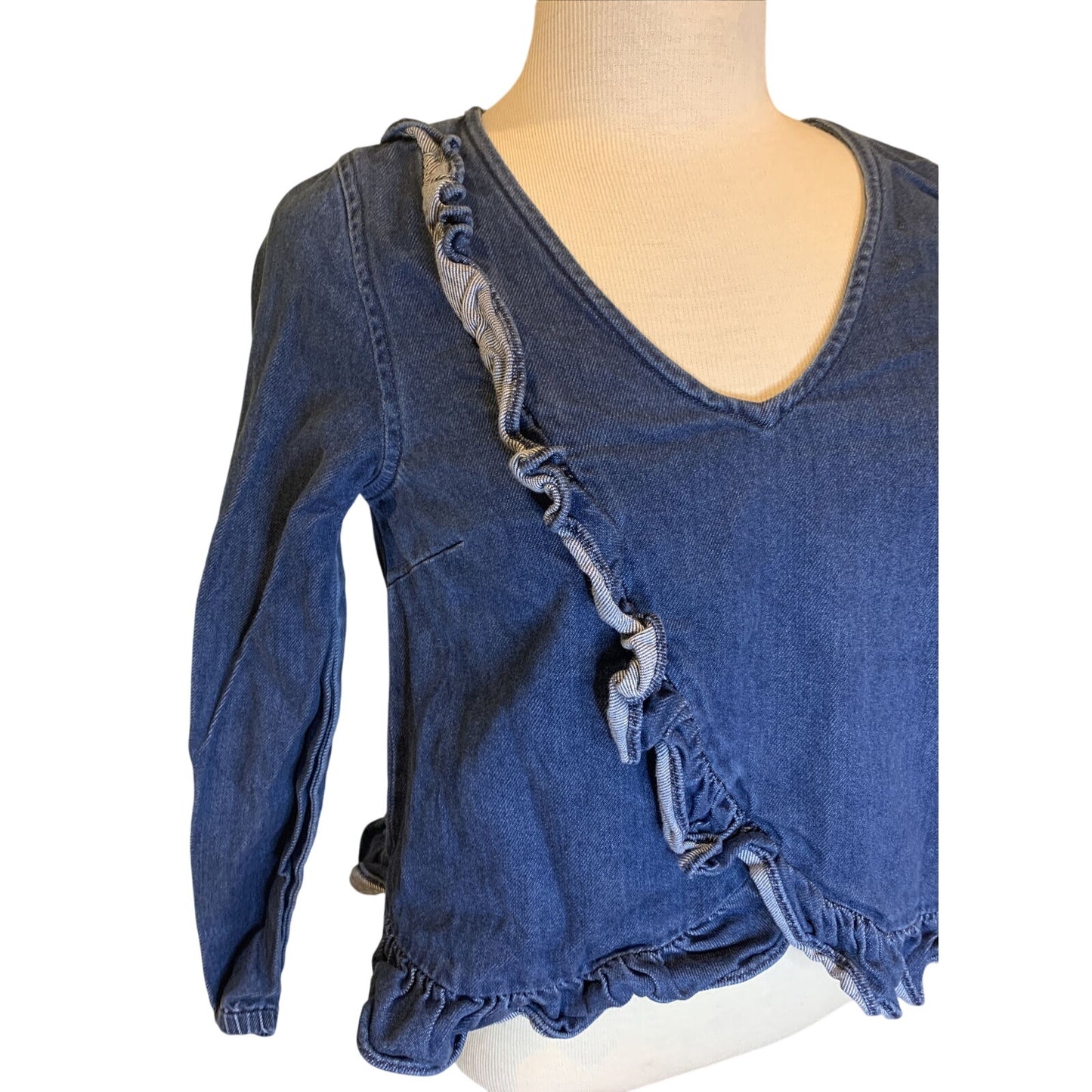 MADEWELL Denim Ruffle Top shirt clare wash $75 BLOGGER FAV SOLD OUT Size S - EUC