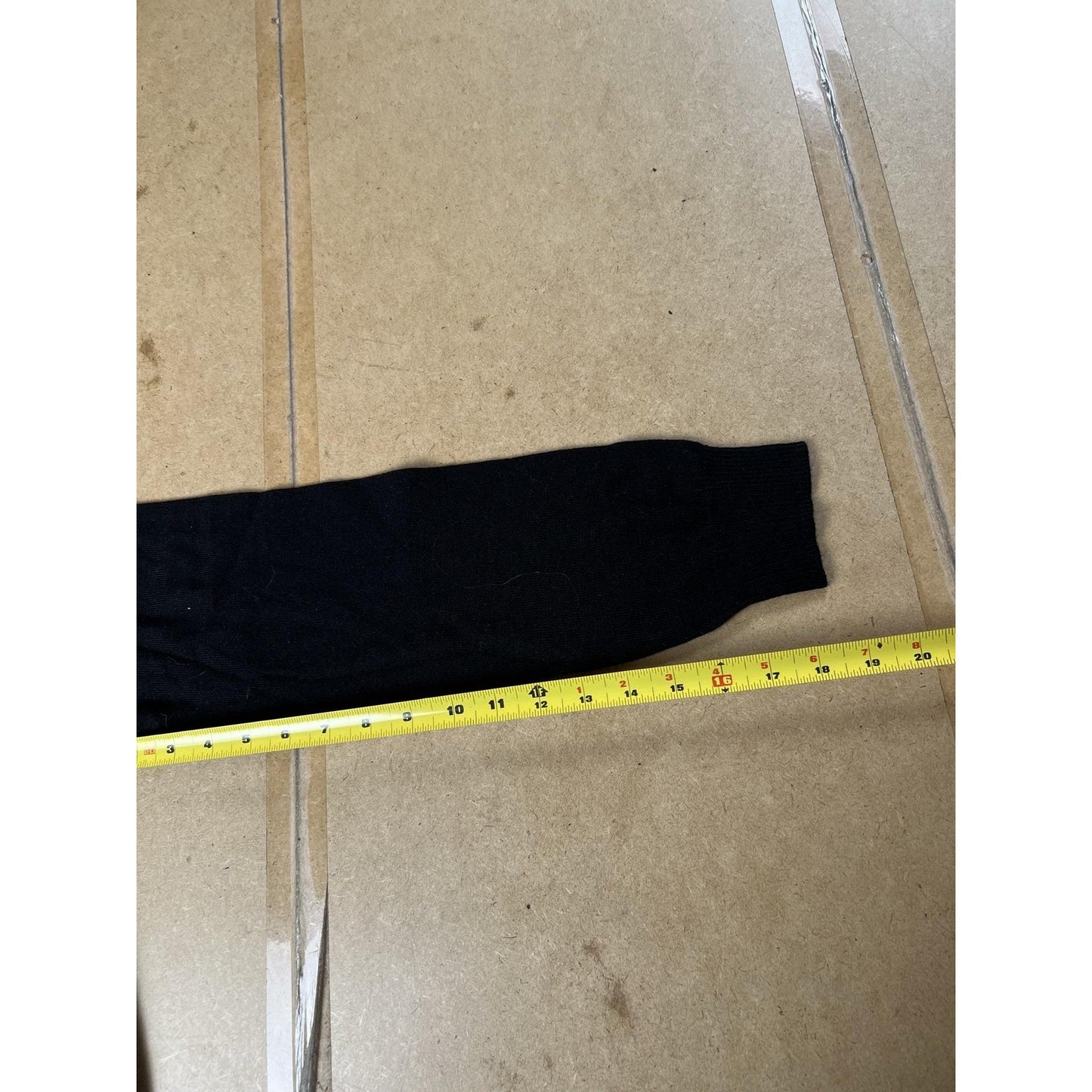 APT 9 Sweater Mens M Black V-Neck Pullover Lightweight Wool Knit Tight-Knit