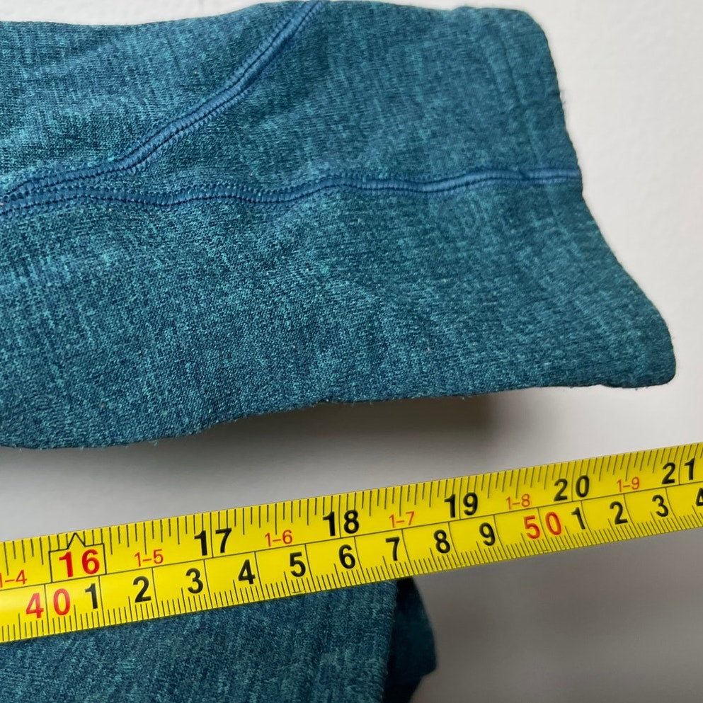 Patagonia Women's Top Medium Pullover Half Zip Base Layer (Broken Zipper)