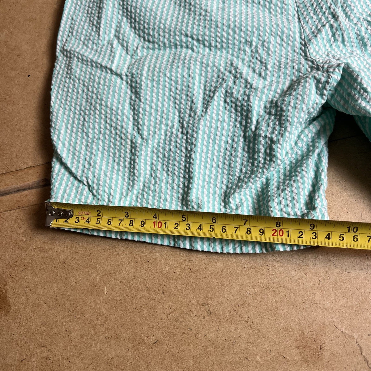 Vineyard Vines Shorts Womens 32 Green Seersucker Cotton Striped Preppy Summer