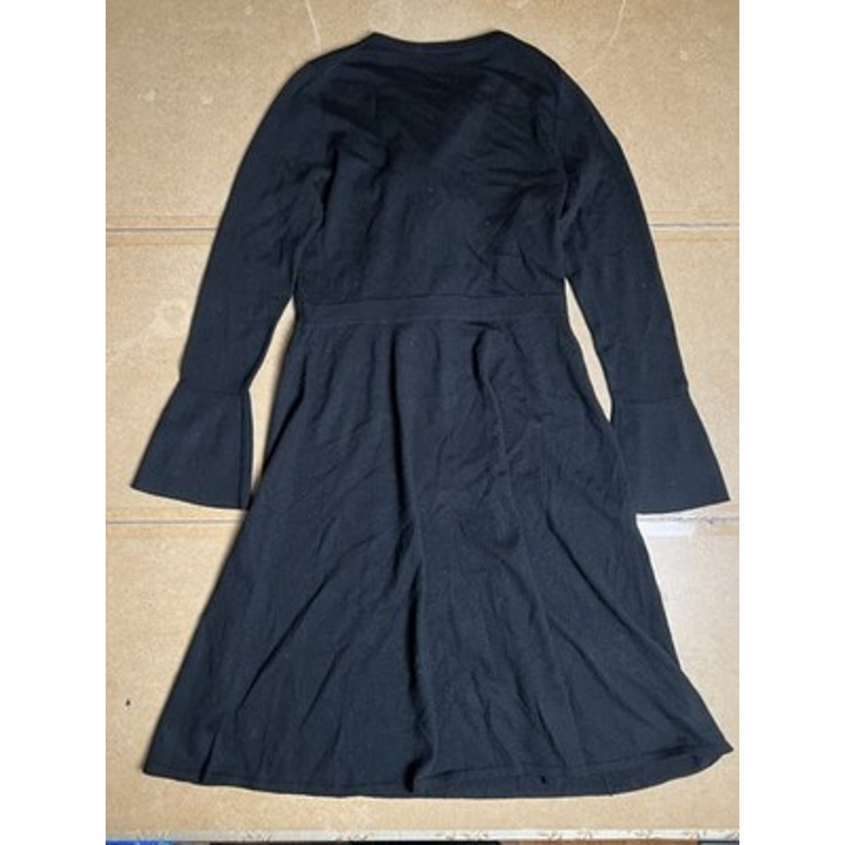 Dress Womens M Black Sweater Dress Fit & Flare Knee Length Bell Sleeve Ruffle