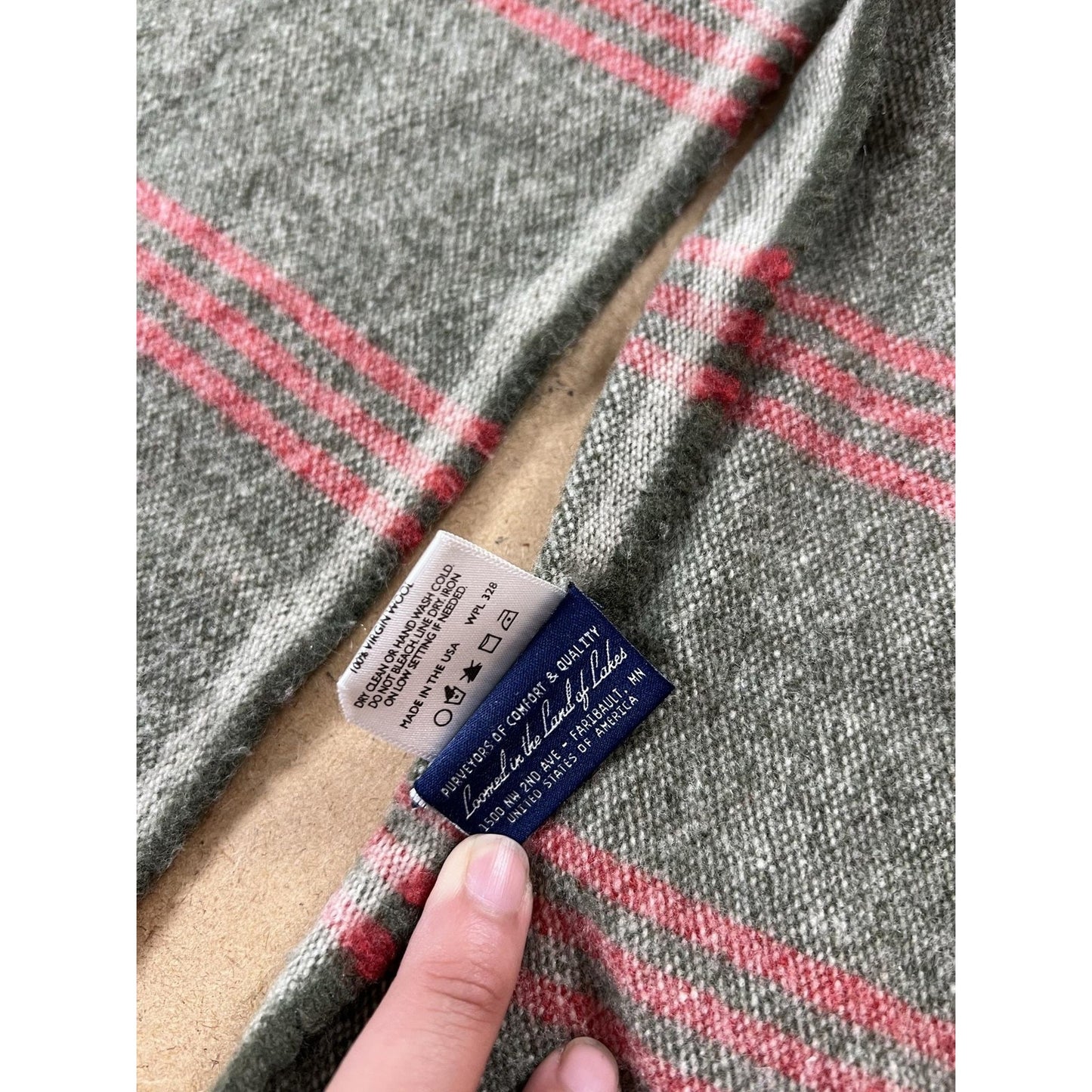 Faribault Woolen Mill Co. Scarf Mens One Size Gray Wool Striped Made USA Winter