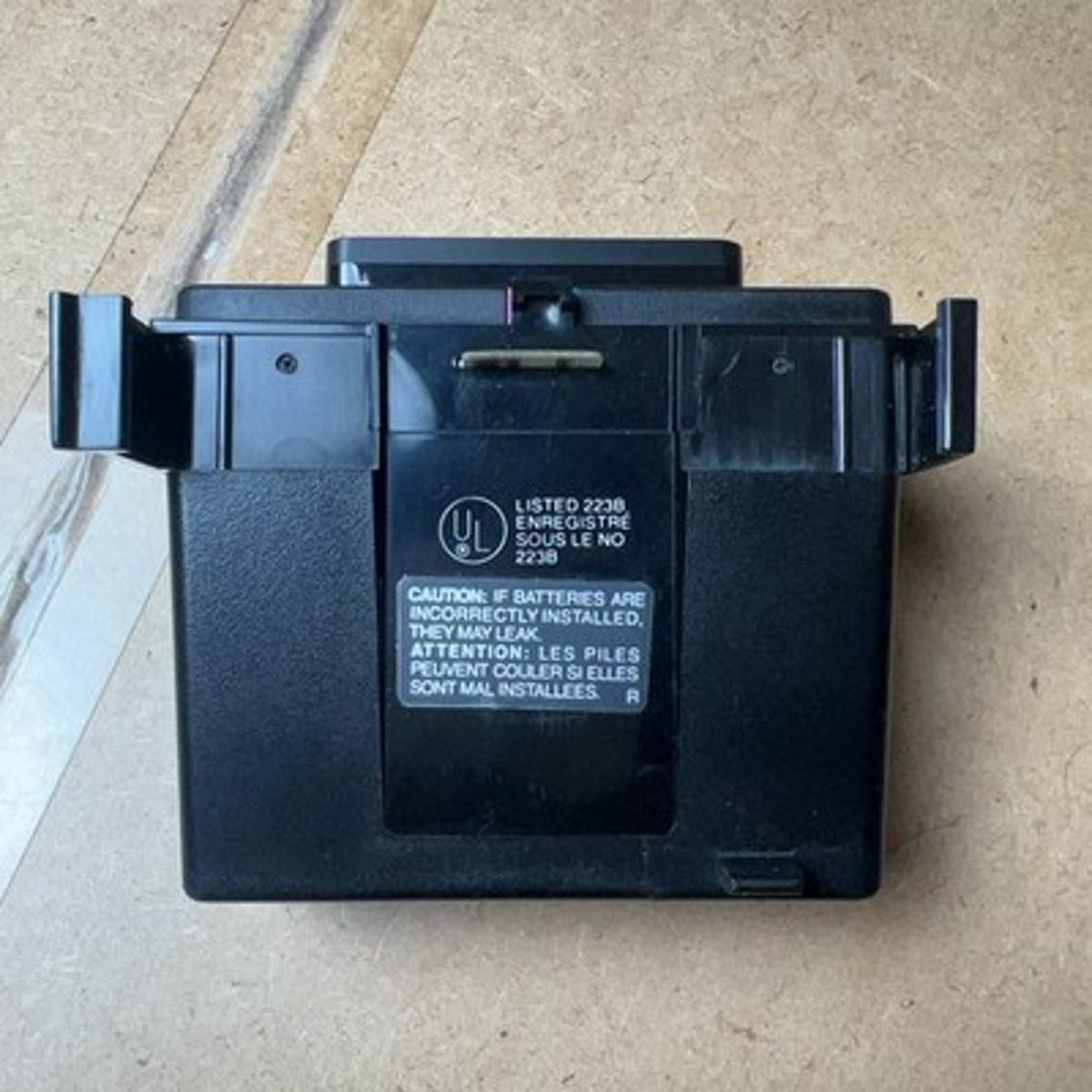 Polaroid Q-Light Flash Unit Black Made In USA For Polaroid Instant Cameras
