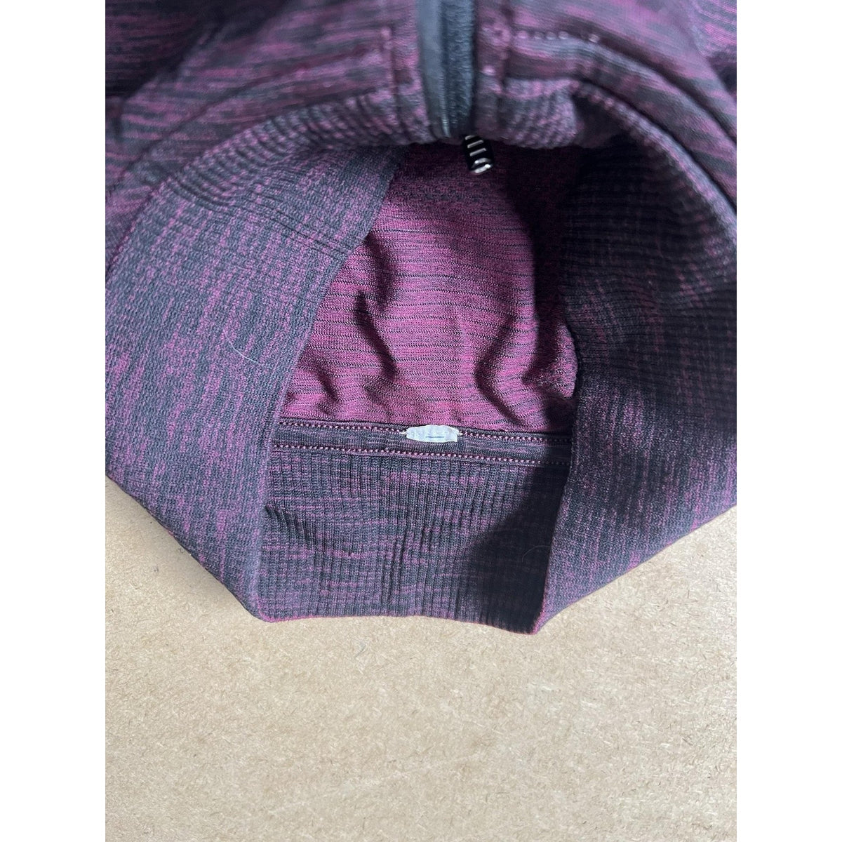 Lululemon Mens L Purple Pullover Mock Neck 1/4 Zip Knit Zipper Lightweight