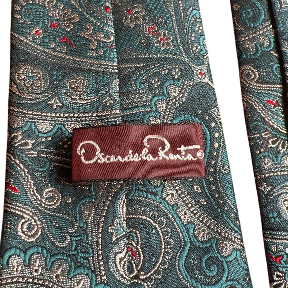Oscar De La Renta Paisley Blue Red Men Tie