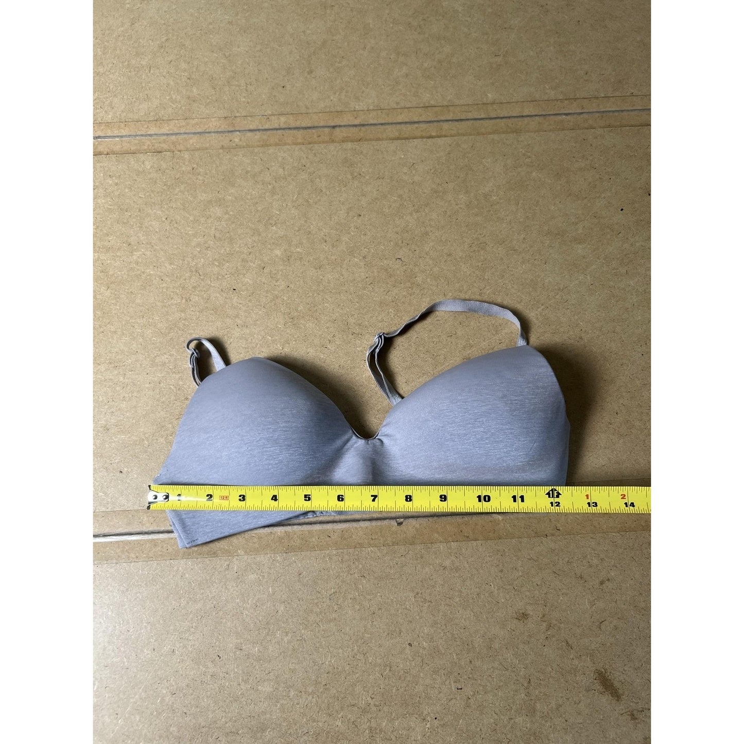 Victoria's Secret Bra Womens 32C Gray T-Shirt Molded Lightly Lined Seamless