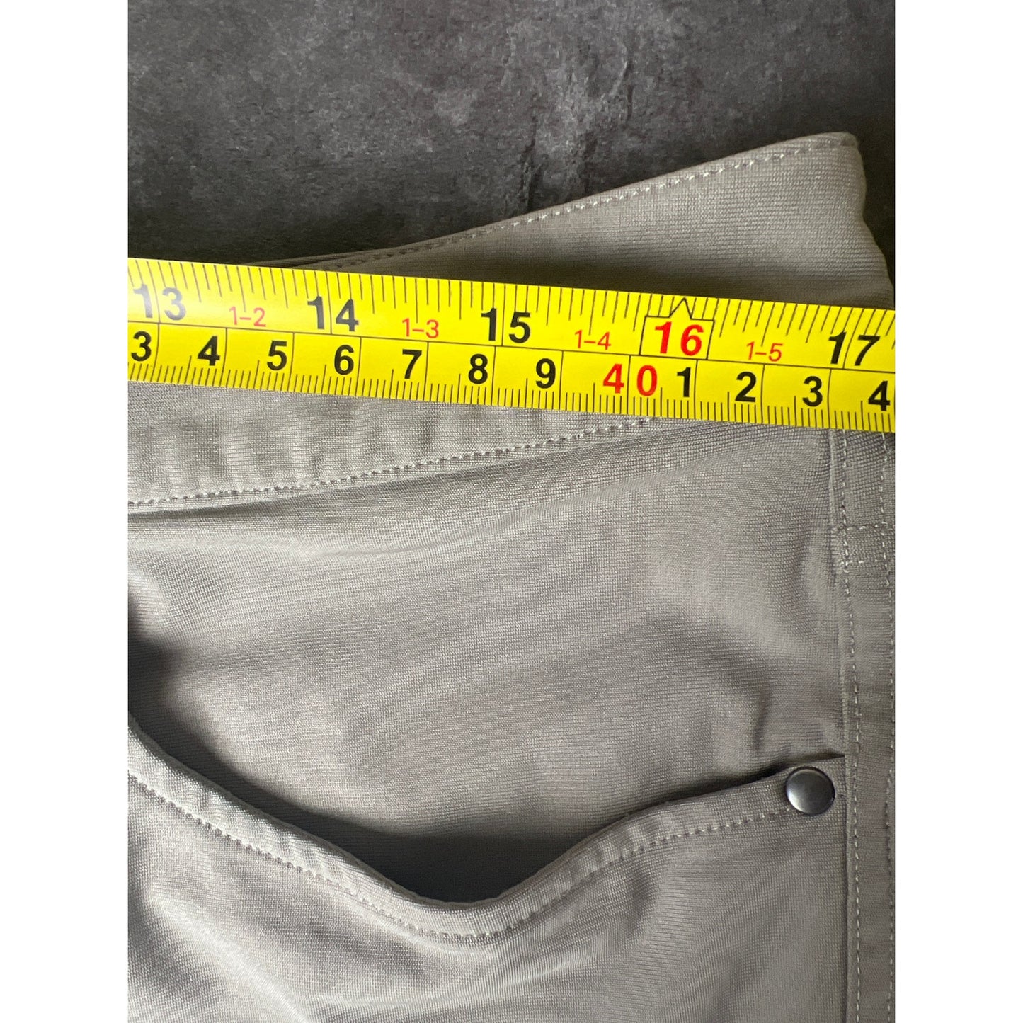 Lululemon Men's Size 33 ABC Pant Slim Warpstreme Tan