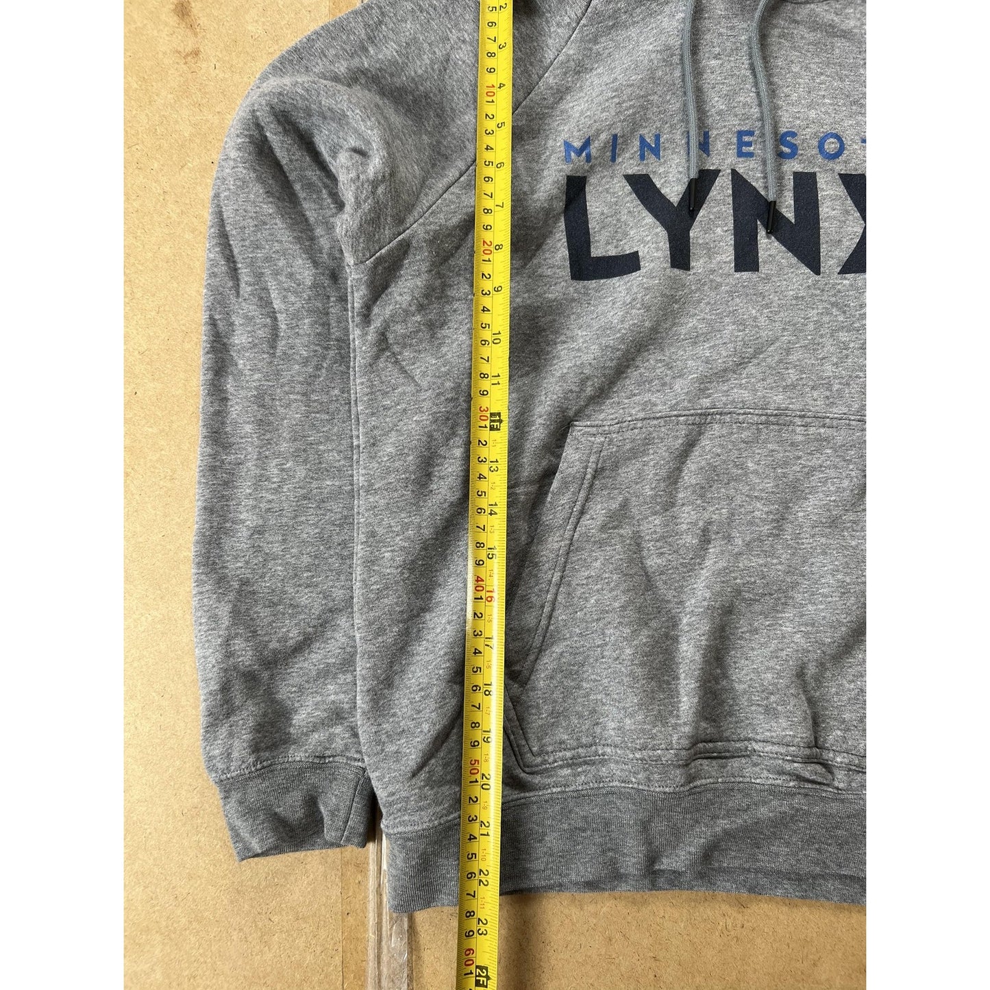 Nike Hoodie Womens S Gray Pullover Hooded Pockets Minnesota Lynx Logo Graphic