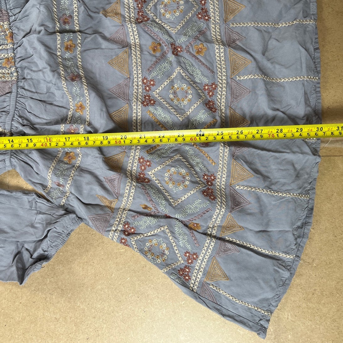 Savanna Jane Small Embroidered Gray V Neck Lined Long Sleeve Flare Dress