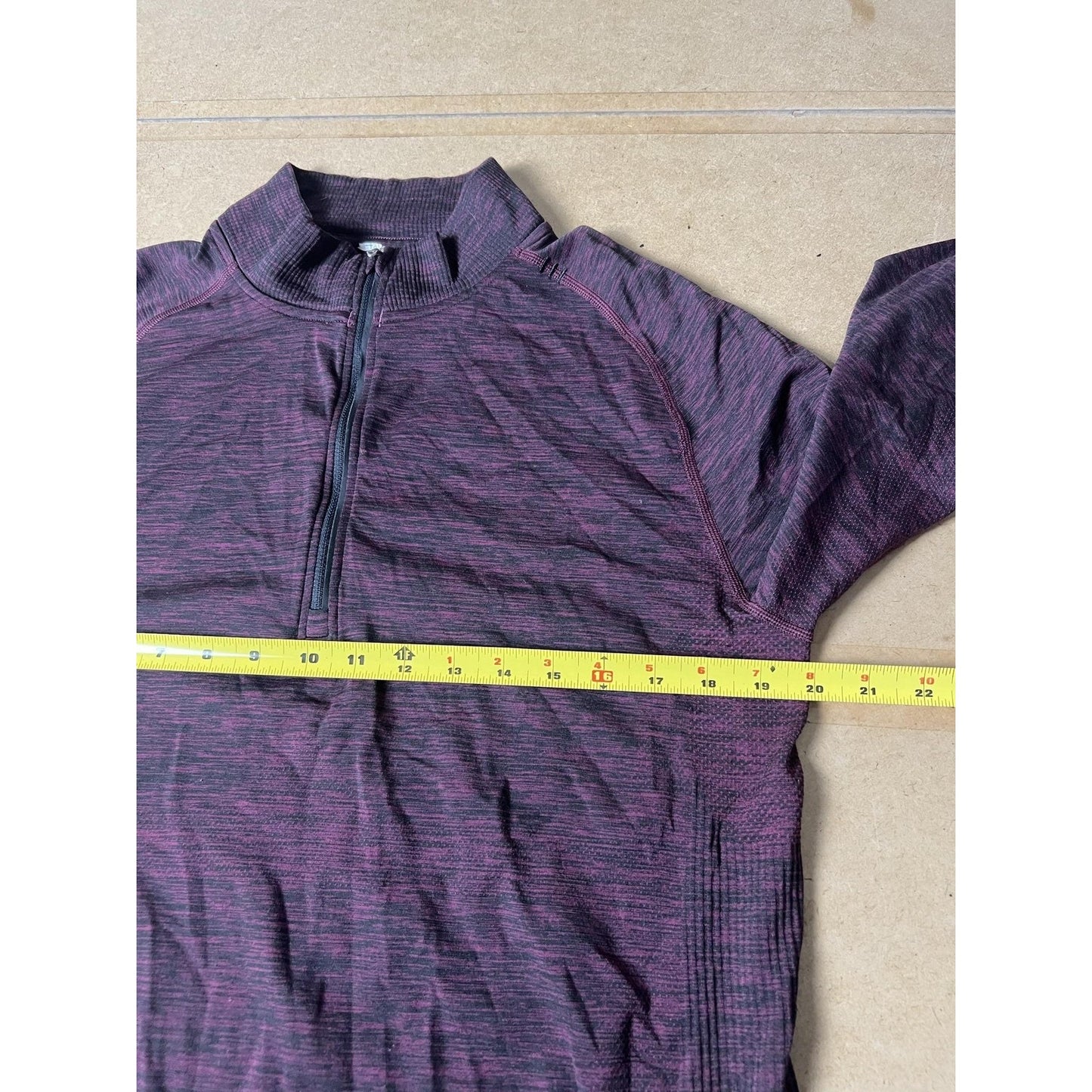 Lululemon Mens L Purple Pullover Mock Neck 1/4 Zip Knit Zipper Lightweight