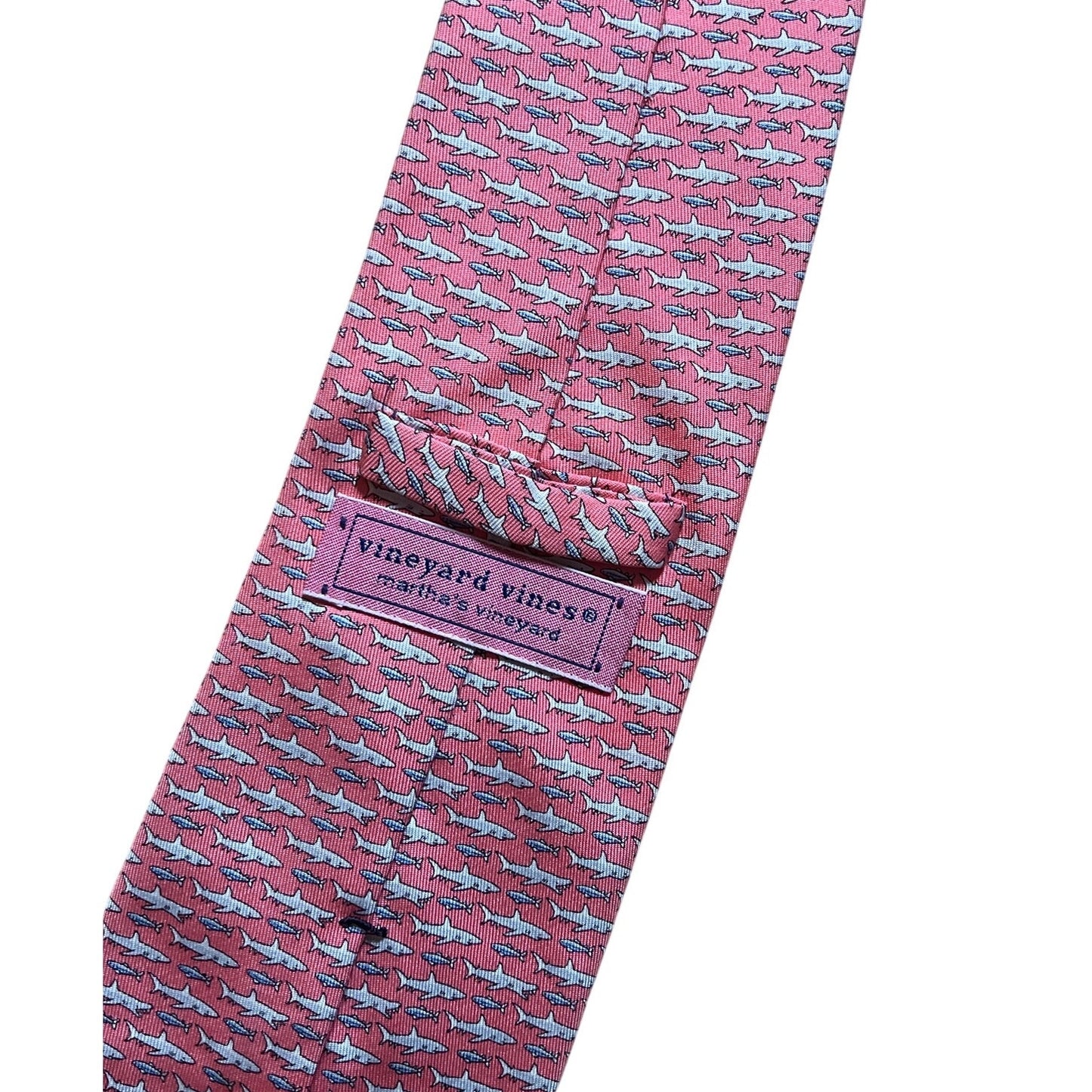 Vineyard Vines Men's Martha's V. Whale Patterned Hand Picked Shep & Ian Neck Tie