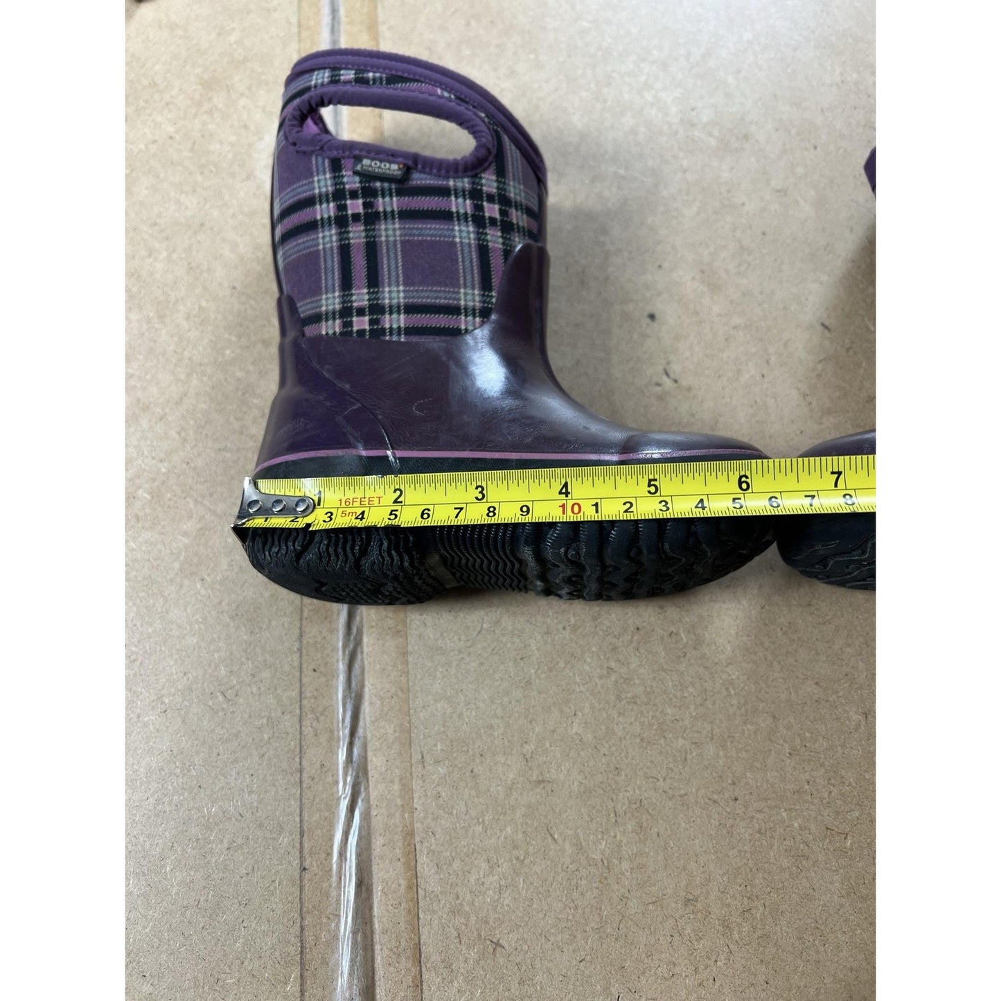 Bogs Boots Unisex Kids Size 9 Purple Classic Winter Plaid Rubber Snow Waterproof