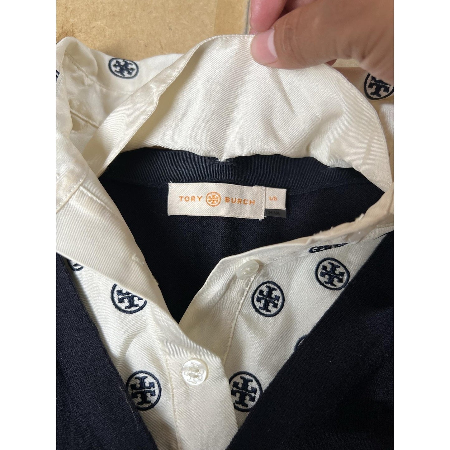 Tory Burch Blouse Womens L Blue V-Neck Long Sleeve Button Contrasting Trim