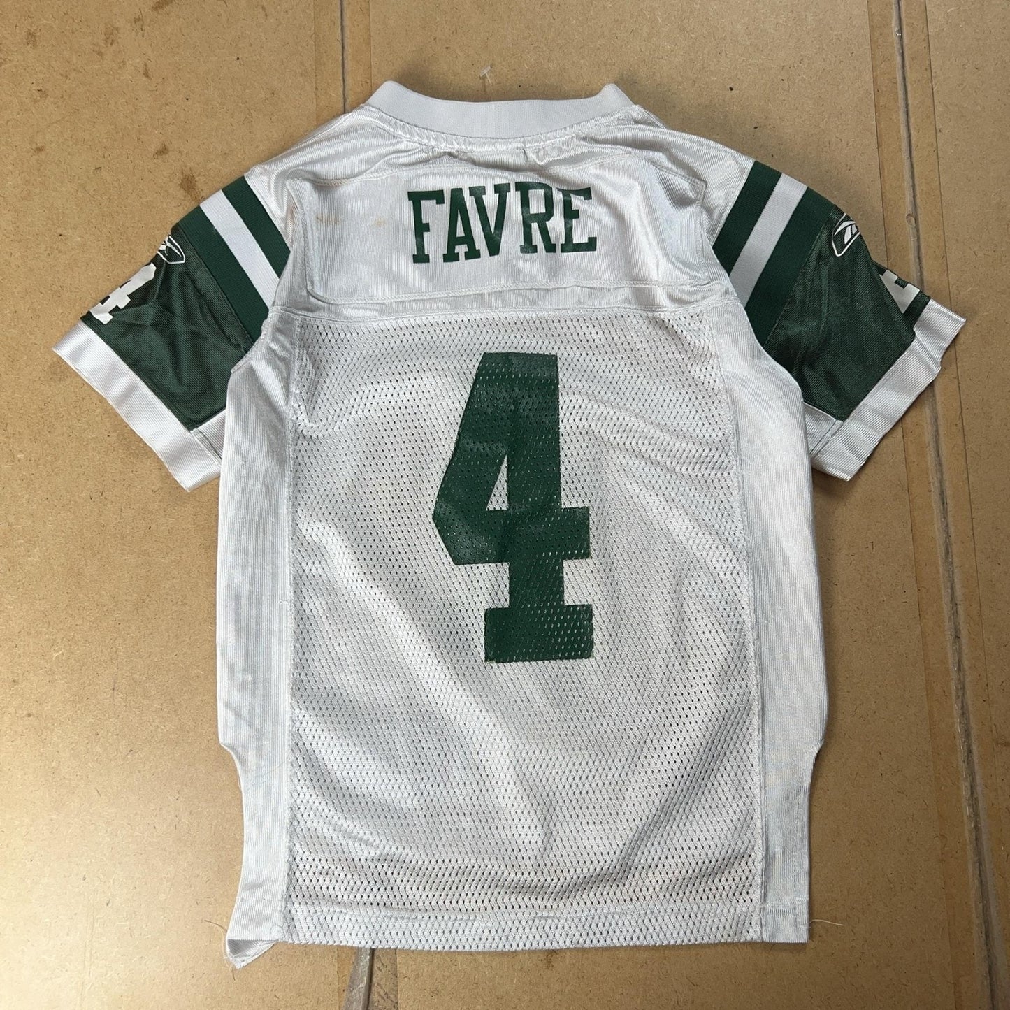 Reebok Teens S White Jersey T-Shirt Favre 4 New York Jets Mesh V-Neck NFL