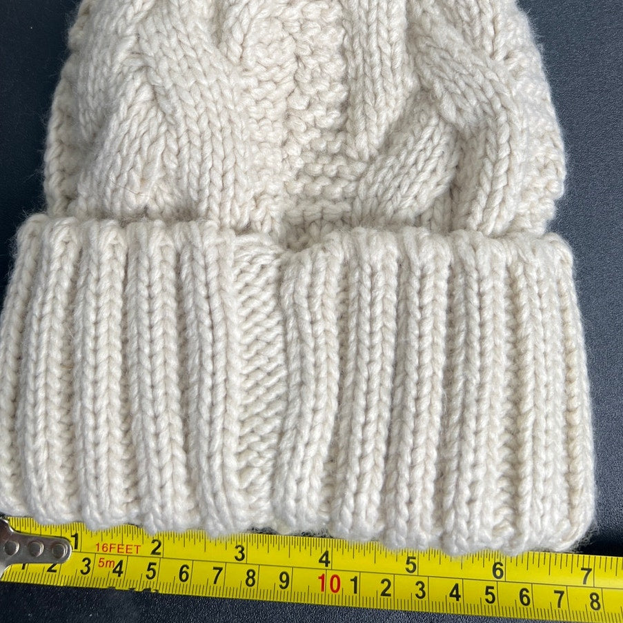 NWT White Cable-knit Pompom Hat One Size