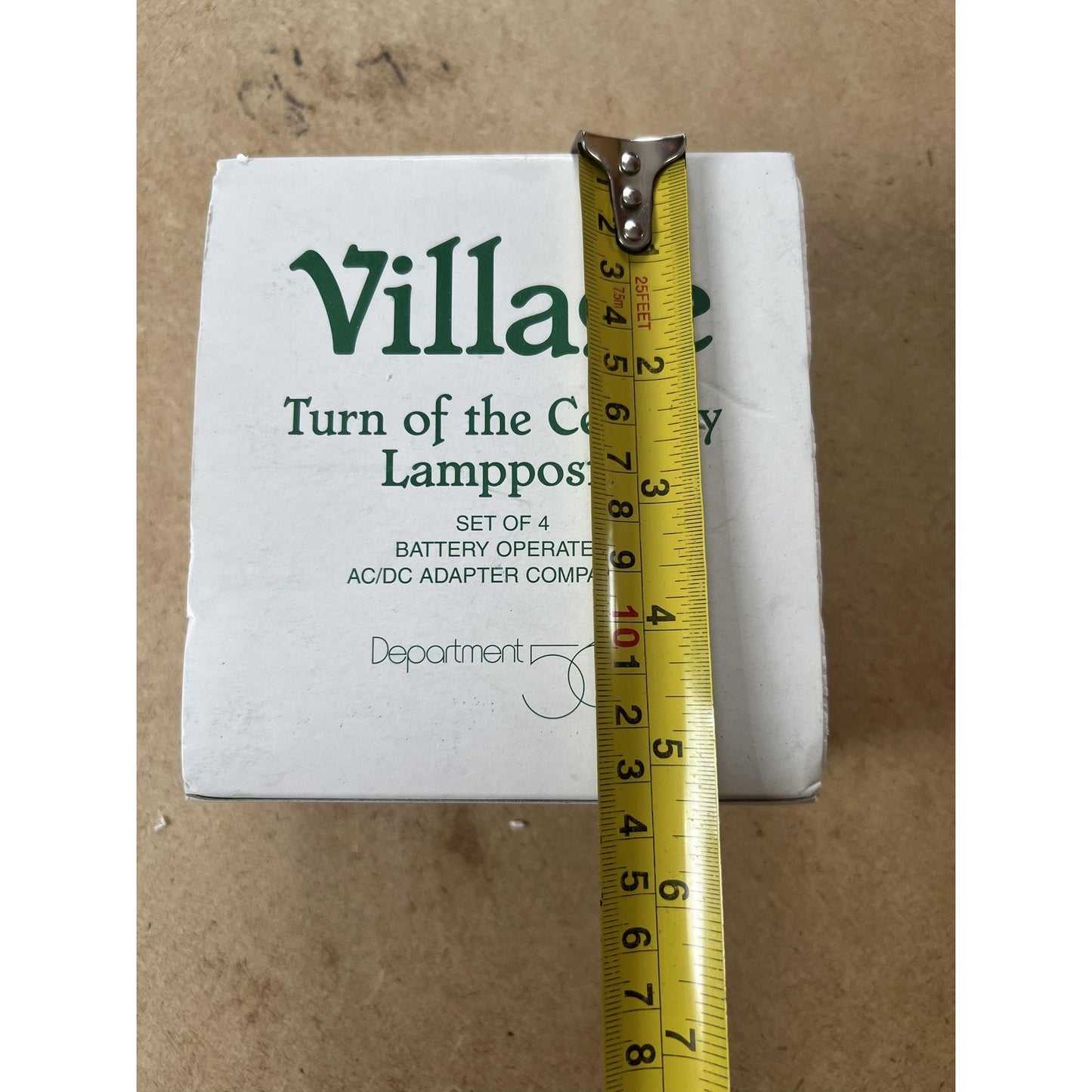 Department 56 Village Turn Of The Century Lampposts Set Of 4 Lighted Green