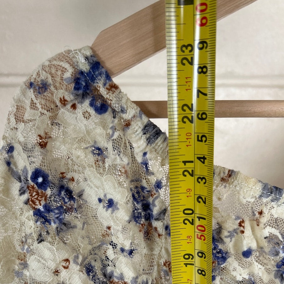 Rue21 Floral Stretchable White Women Top Size XL