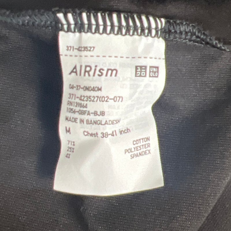 Uniqlo AlRism Short Sleeve Black Women T-shirt Size Medium