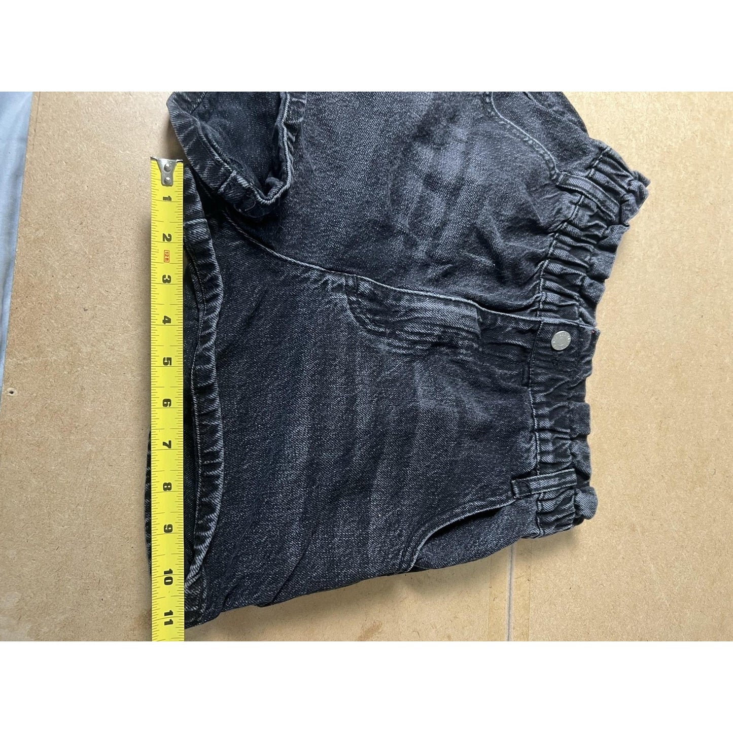 BDG Mom Shorts Womens M Black Denim Pull-On Elastic Waist 5-Pocket Casual