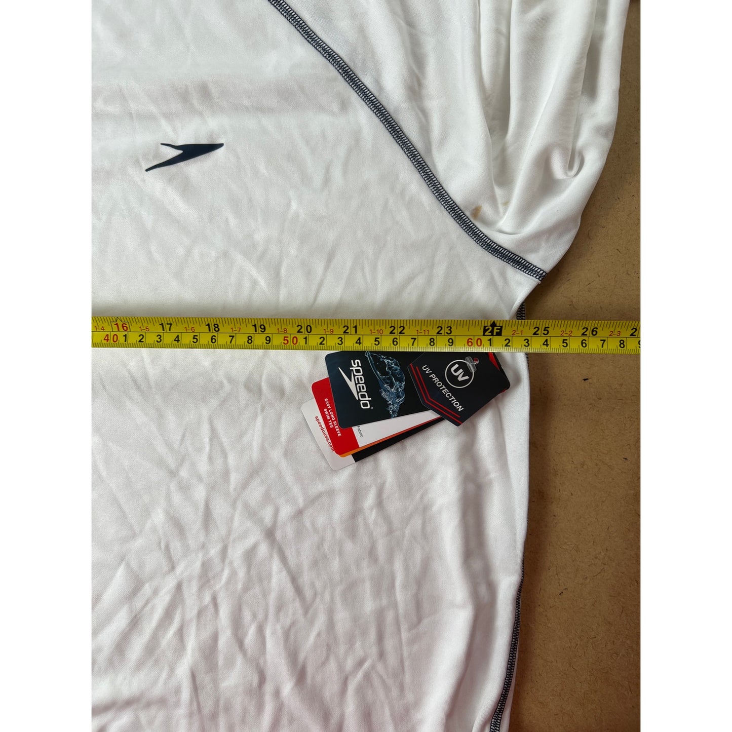 NWT Speedo Men's Uv Swim Shirt Long Sleeve Loose Fit Easy Tee, White, XXL