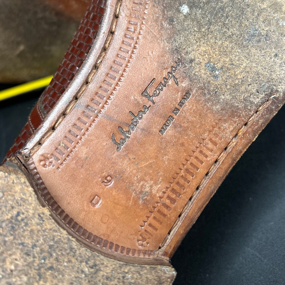 Salvatore Ferragamo 'Civas' Woven Chestnut Brown Leather Size 9