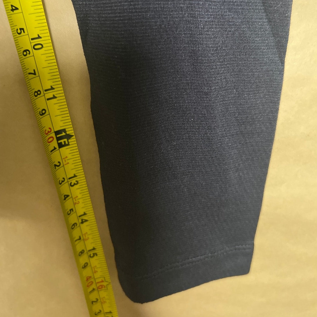 Patagonia Size Medium 100% Polyester Black Long Sleeve Thermal