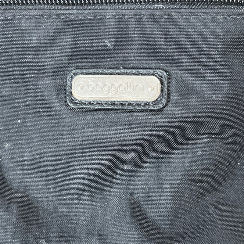 Baggallini Black Crossbody Uptown Bag