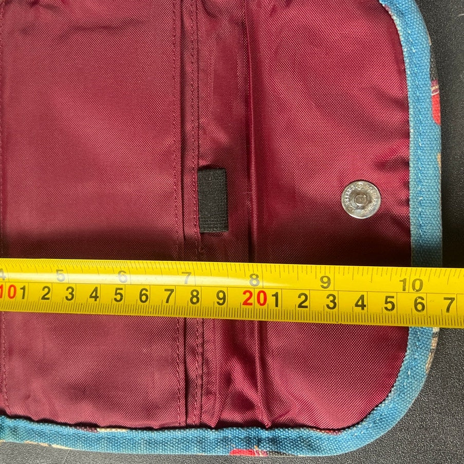 Kavu Small Handheld Women Wallet Blue Pedal Red Interior