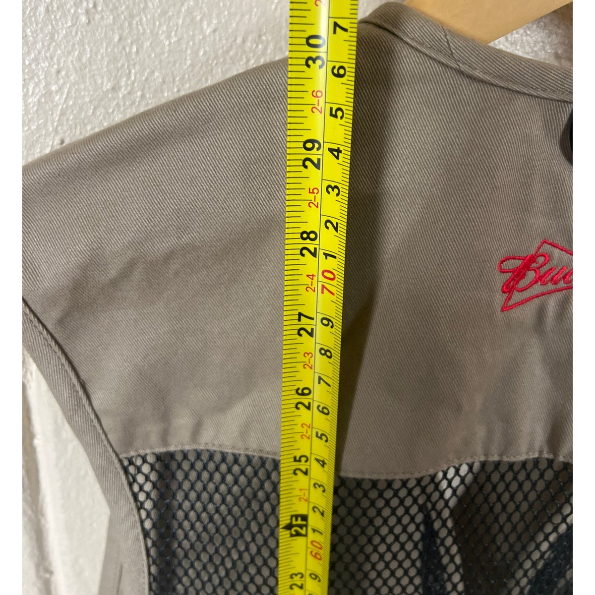 MN Twins Cabela's Maple Medium Vest Hunting Brown Black Pockets Mesh Lightweight