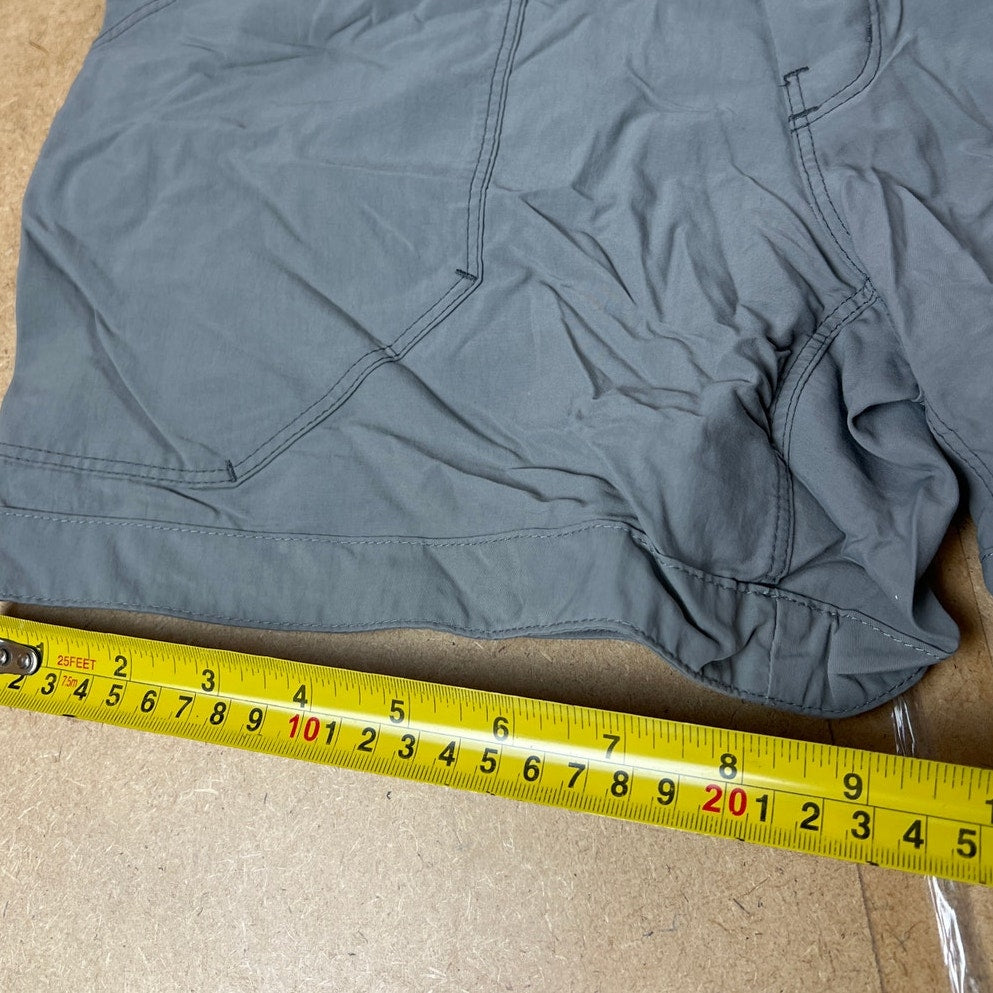 Mountain Hard Wear Gray Women Shorts Size 4/30