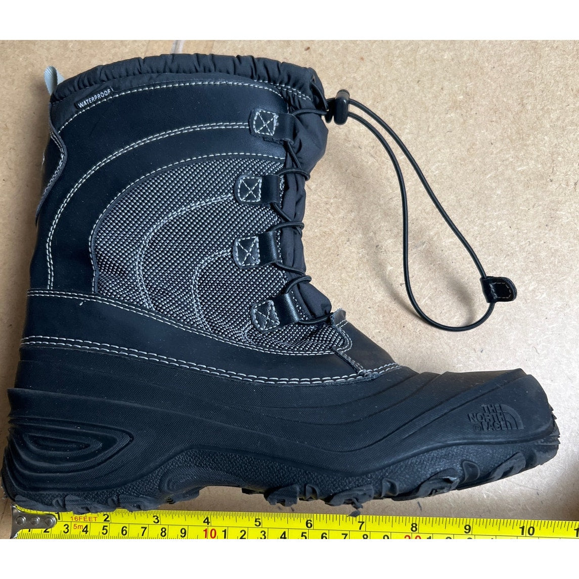 The NorthFace ThermalFelt Plus Size 7 Waterproof IV Winter Snow Waterproof Boot