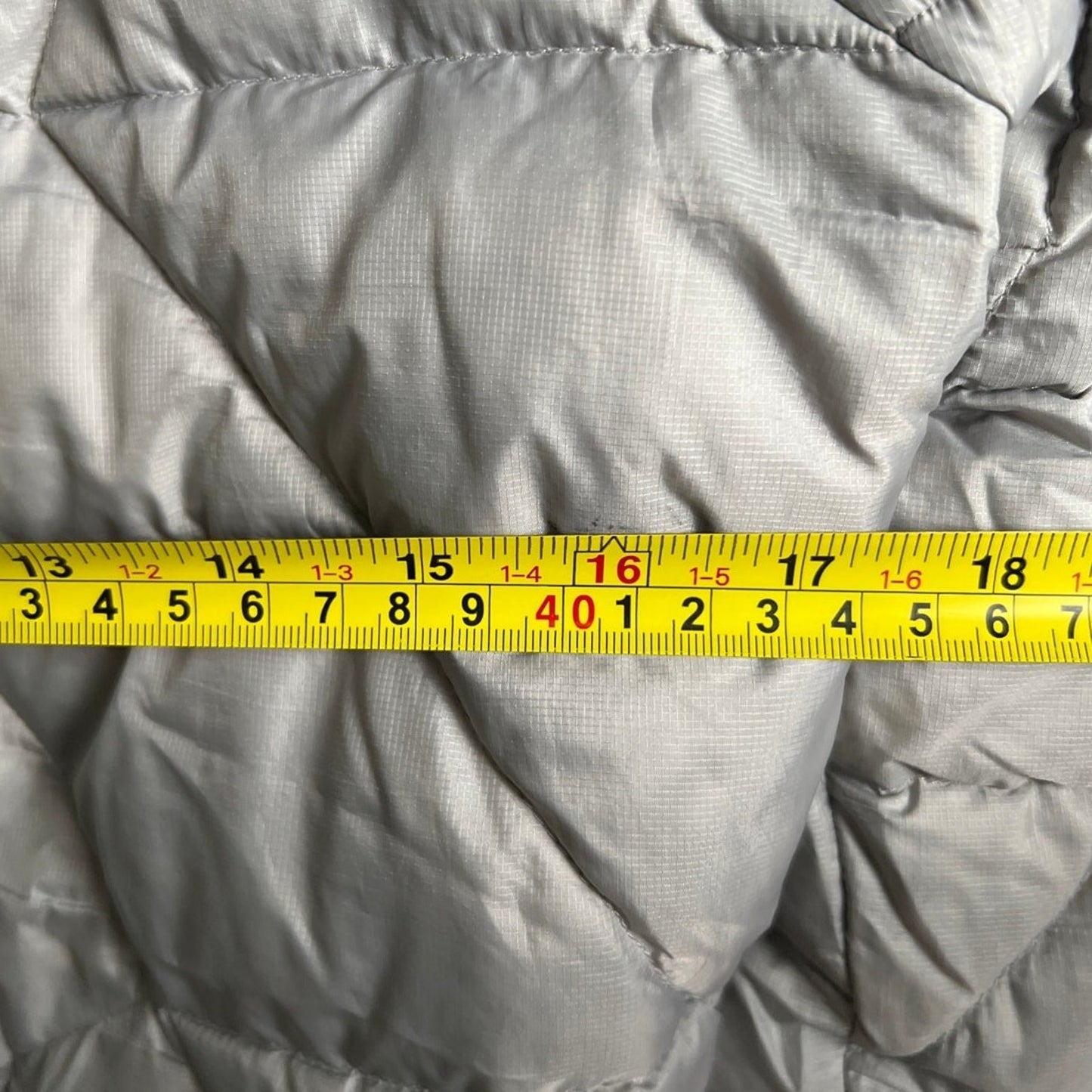 Patagonia Gray Women Size S Puffer Jacket