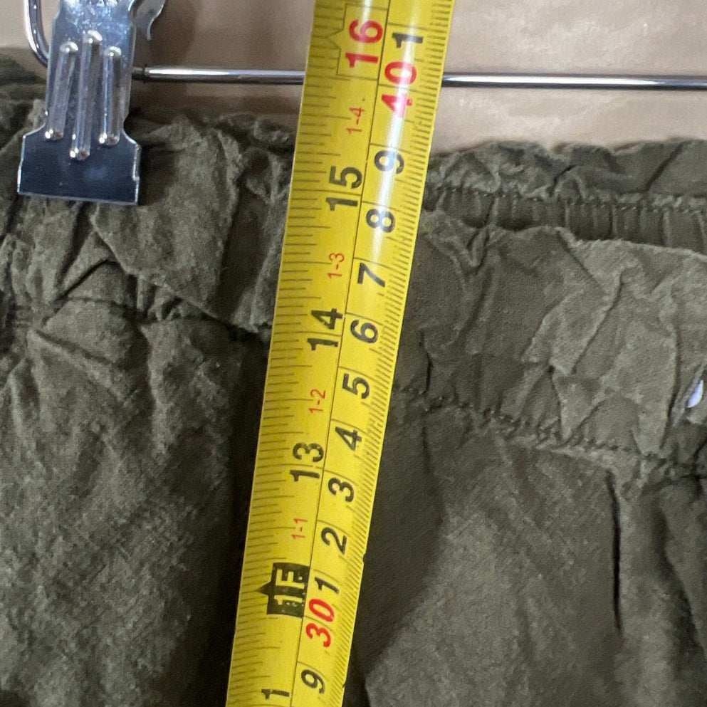 Uniqlo Large 30 Linen/Cotton Green Shorts Elastic Waist