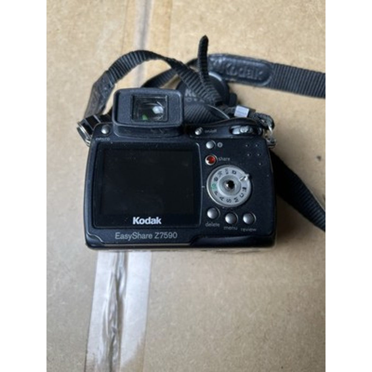 Kodak EasyShare Z7590 Bridge Camera Black 5.0 Megapixels 10X Optical Zoom