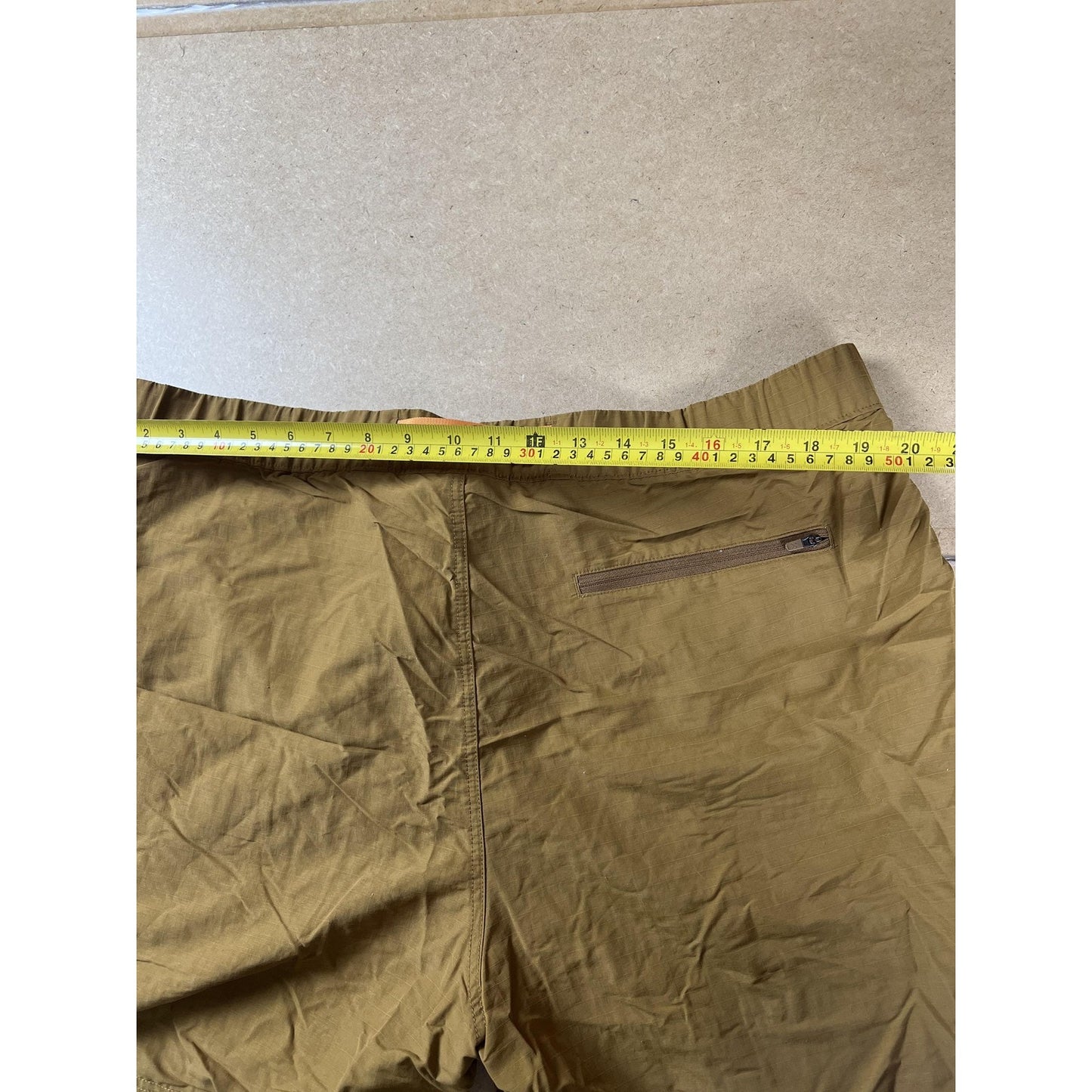 REI Co-op Mens XL Brown Athletic Shorts 38 Waist Adjustable Pull-On 7.5 Inseam