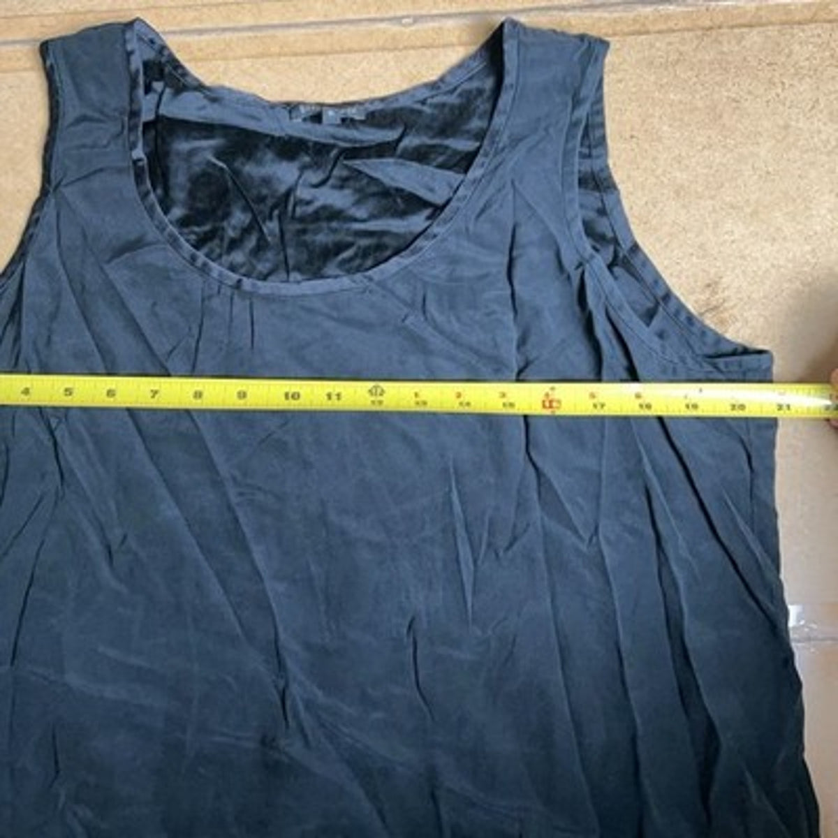 EILEEN FISHER Tank Womens XL Black Satin Silk Spandex Pleated Lightweight