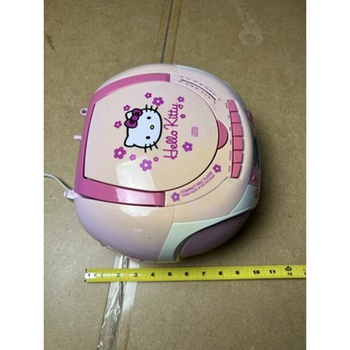 Hello Kitty Pink CD Cassette Boombox Radio Portable Player Recorder AM/FM W Cord
