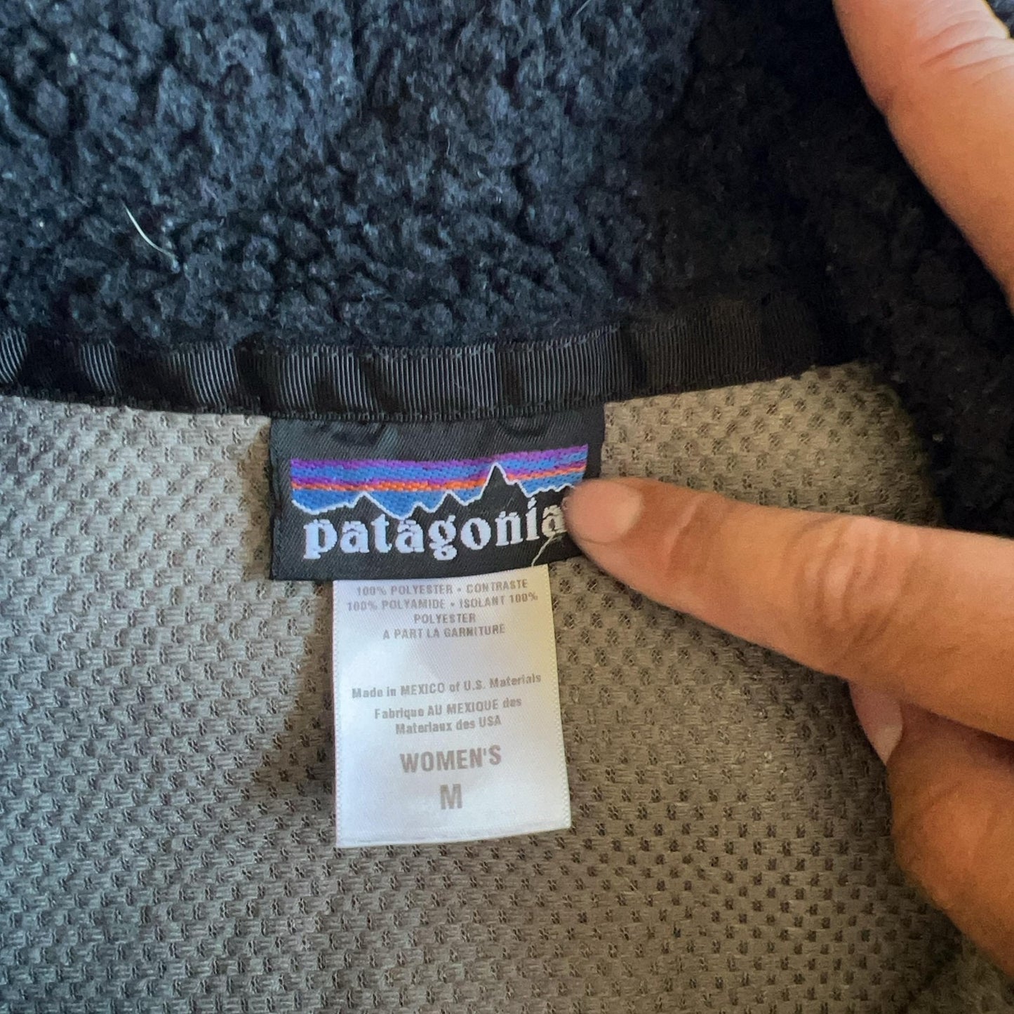 Patagonia Sweater Womens M Black Full Zip Fleece Pockets Heavyweight Collared