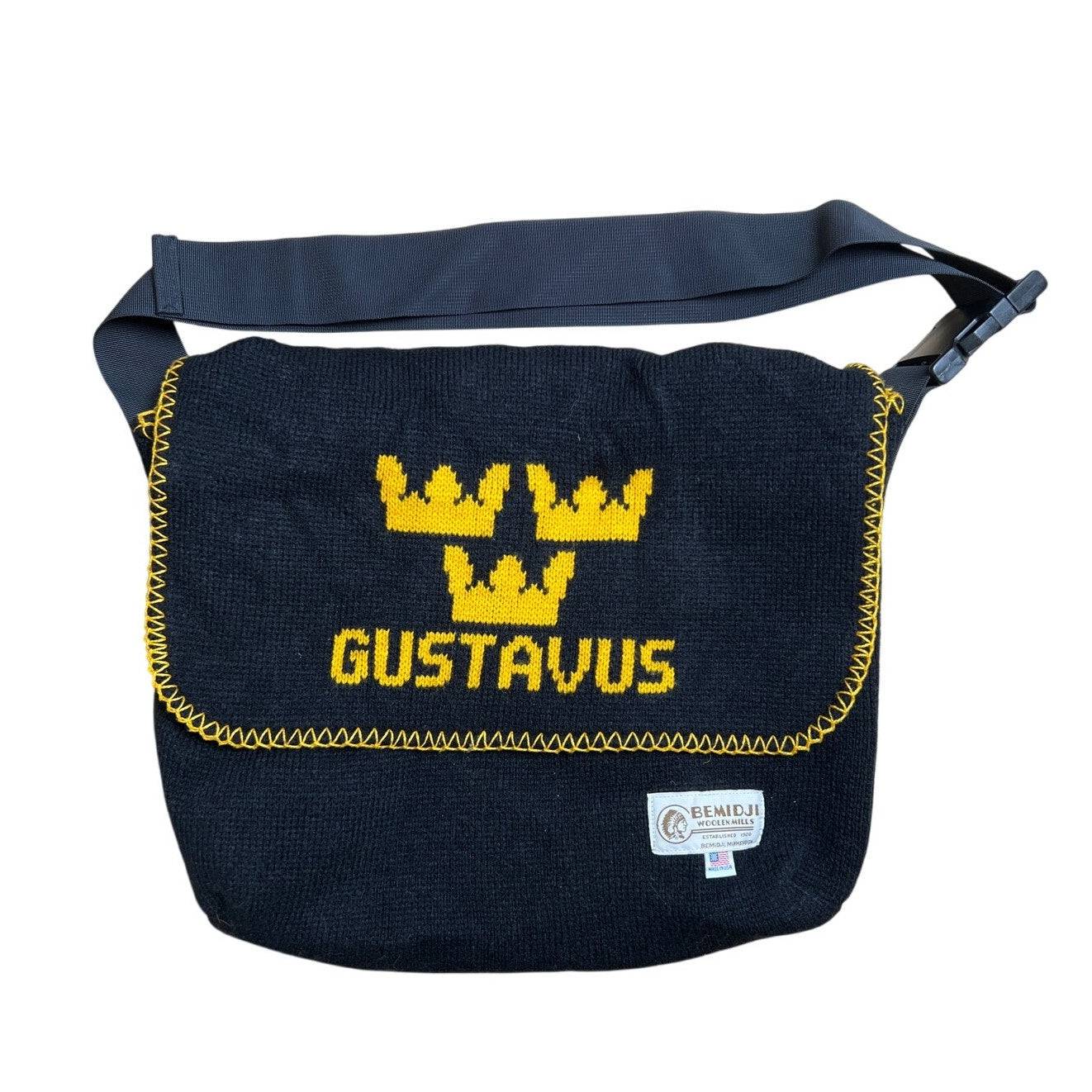 Bemidji Woolen Mills "Gustavus" Knitted Messenger Bag