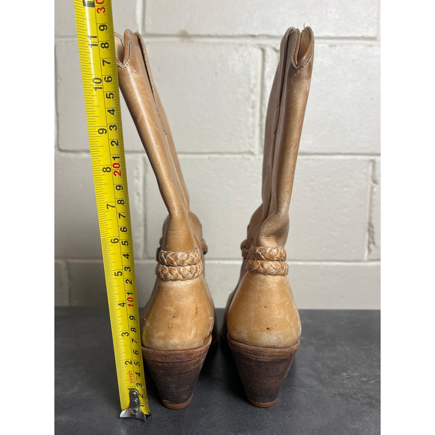 Town & Country 7.5 Beige Women Boots Made In Brazil