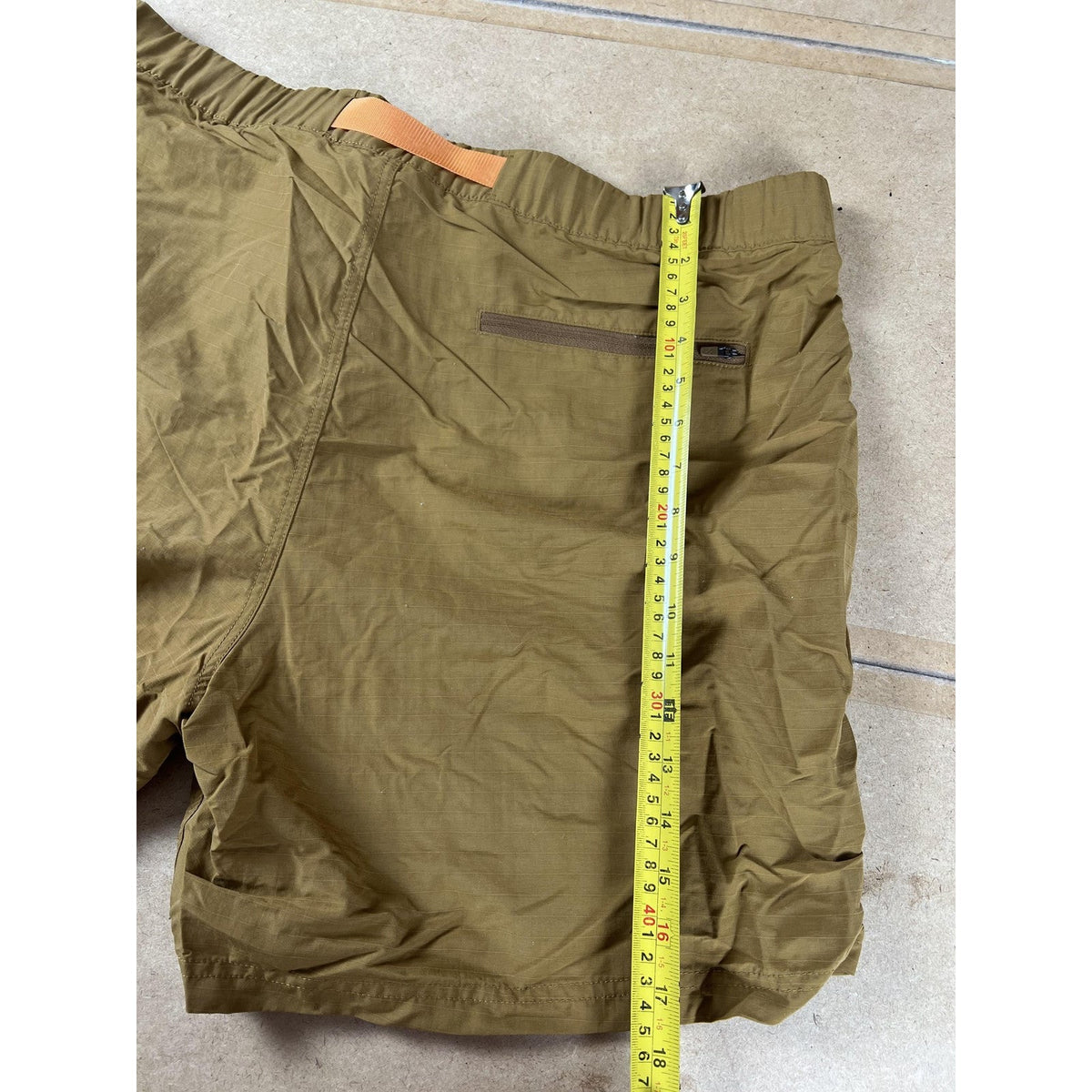 REI Co-op Mens XL Brown Athletic Shorts 38 Waist Adjustable Pull-On 7.5 Inseam